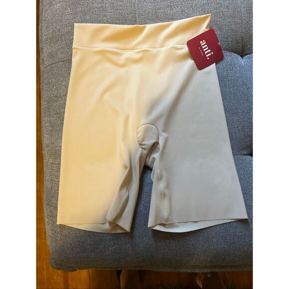 Anti Shaping Slip Shorts Size Small - Picture 1 of 4